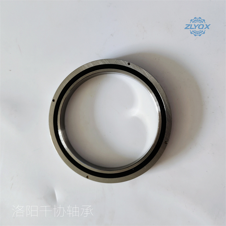 精密交叉圓柱滾子軸承的結(jié)構(gòu)特點(diǎn)介紹